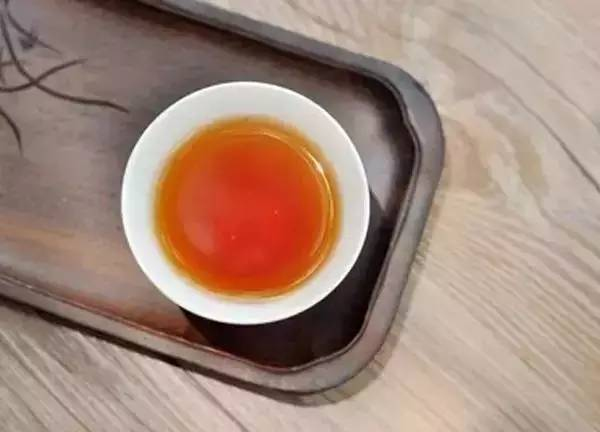 泡老寿眉白茶用什么杯好